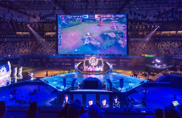 的球员更容 的球员更容